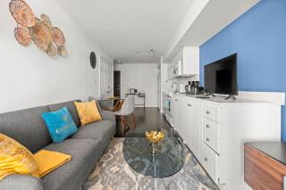 City and Lake View 1 Bedroom plus Den Condo Iceboat Terrace Downtown Toronto - 4