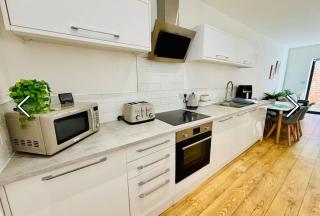 GL1-City Central - 2 bdr-Parking-Contractor Stay-DIscounts - 5