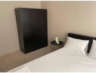 Ladadika X Family Apartment - 9