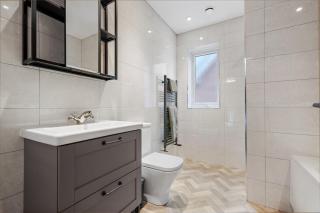 3 Bed Detached House with Office Sandymoor - Runcorn - 8