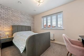 3 Bed Detached House with Office Sandymoor - Runcorn - 7