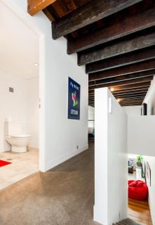 Oversized Designer Warehouse In Surry Hills City - Sydney - 2