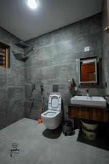Paithrukam house luxurious earthy homestay - 8