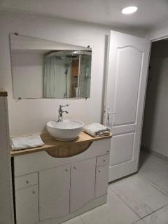 Guest House Provencal - Vitrolles - 2