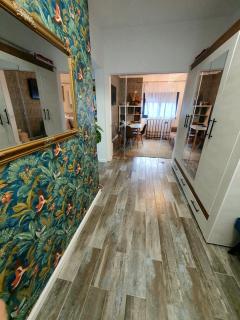 Center Nest - 3