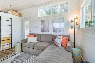 Updated Texas Tiny Home Rental on Lake Travis - Spicewood - 5