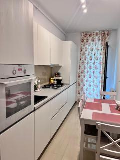 Biby Luxury Apartament - Ploieşti - 4