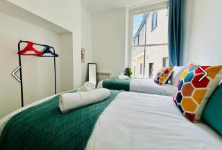 Central-Contractor-Discounts-Wifi-Parking - - 6