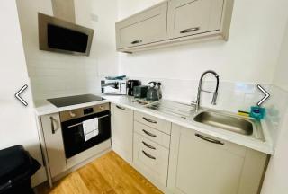 Central-Contractor-Discounts-Wifi-Parking - - 5