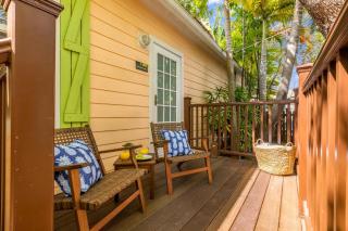 ROYAL PALM STUDIO at Travelers Palm Inn Key West - 2