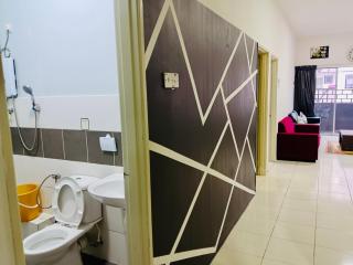Golden Bright Future Homestay - 5