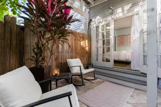 THE MALLORY SUITE at Inn on Fleming Key West! - 2
