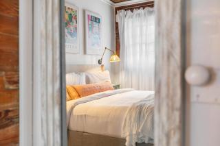 THE HEMINGWAY SUITE at Inn on Fleming Key West! - 5
