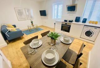 Block of Apartments- Central Location -Parking- Contractor Deal - 9