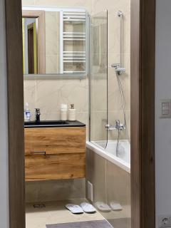 Biby Luxury Apartament - Ploieşti - 2