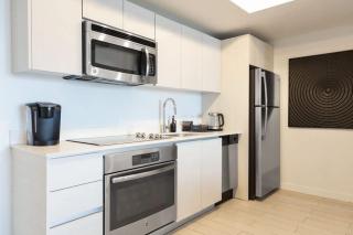 Beachwalk -1 Bedroom W-Kitchen and Epic Views - 4