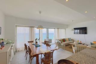 Beachfront FL21 Con Tina Aquarella - 4