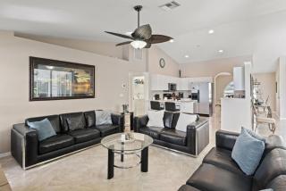 Stunning 3 bedroom waterfront Villa in SW Cape Coral - 2
