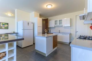 Beytna - Classy 3-BR Apartment & Terrace in Mansourieh - - 7