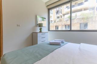 Beytna - Classy 3-BR Apartment & Terrace in Mansourieh - - 3