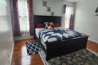 Massive 5 bedroom Close to NYC - Newark - 7