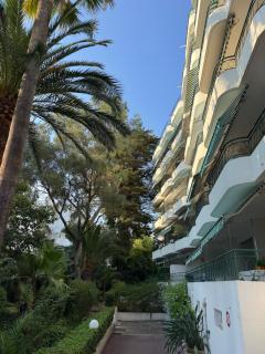Cannes 100 mètres de la plage, entièrement climatisé - 7