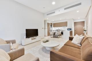 Citihome Luxury Finishing 1BR City View - 2