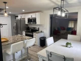 N Lake Ontario 3BR Home Near Beach Seabreeze - 8