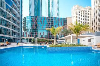 Upgraded Bay Central 1 Bed - Marina and Pool View - 0