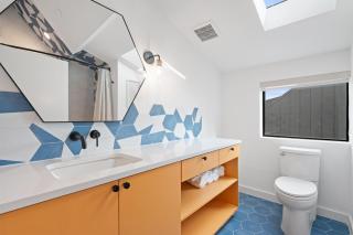 Modern Luxury in the Heart of Austin 3BR 3BA with Huge Balcony - 7