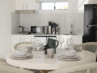 Modern Studio Retreat in Heart of Sunnybank - Brisbane - 4