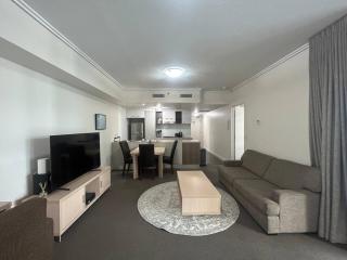 Affordable CBD 2Beds and Ducted AC Walk to everything - 6