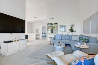 V3947 - Greens and Dreams - 2