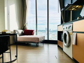 Edge Central Pattaya By YoYo - 1