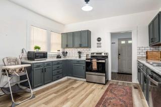 The Pinnacle at UAB - Southern Charm - Sleeps 15 - 3