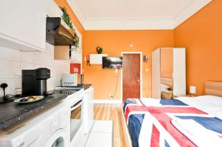 Central London 5 Apartment - 9
