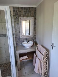 Old Rearsby Cottages - - 1