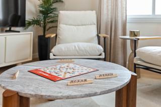 Renovated Coastal 2BR - Stylish & Bright - 7