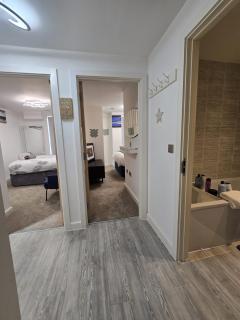 Mega3 Luxury 2Bedrooms Apartment -2Baths, 2Toilets - 9