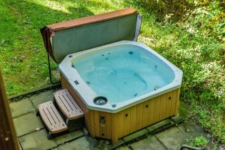 Private Hike to the New River - Hot Tub, Fire Pit, and Foosball - West Jefferson - 8