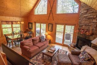 Private Hike to the New River - Hot Tub, Fire Pit, and Foosball - West Jefferson - 6