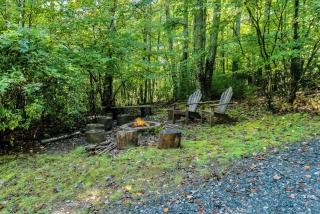Private Hike to the New River - Hot Tub, Fire Pit, and Foosball - West Jefferson - 3
