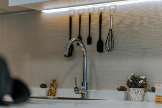 Modern Glass Suite with City Views Reem Island - Abu Dhabi - 5