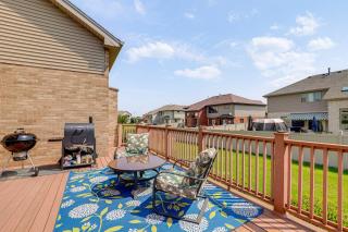 Game Room and Deck Family Home in Chicago Area! - Matteson - 9