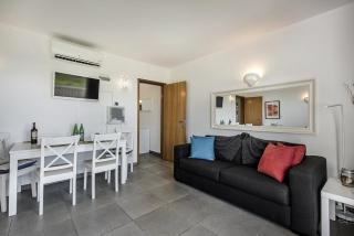 Ocean Breeze Studio - 7