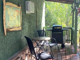 Shady Creekside Cabin - Miramonte - 4