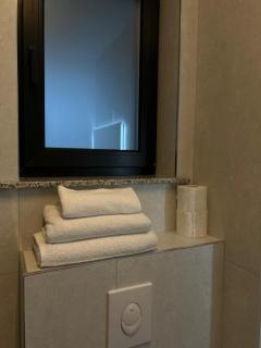 AccentBlack - 3