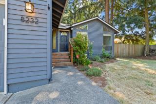 Tualitin Retreat Big Backyard - 5