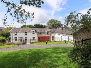 Abbots Reading Mews 2 - Lakeside - 9