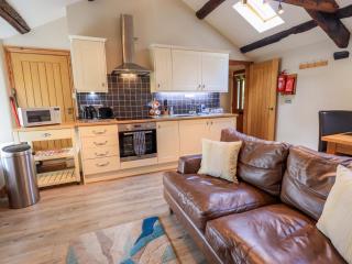 Abbots Reading Mews 2 - Lakeside - 3
